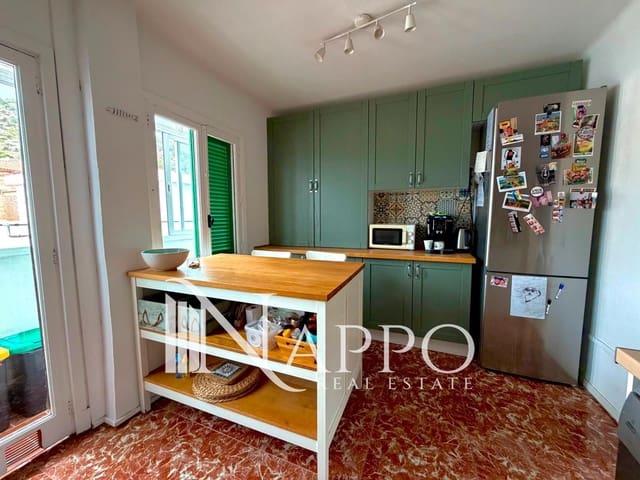3 bedroom Penthouse for rent in Genova, Palma de Mallorca - € 2,200 (Ref: 9964308)