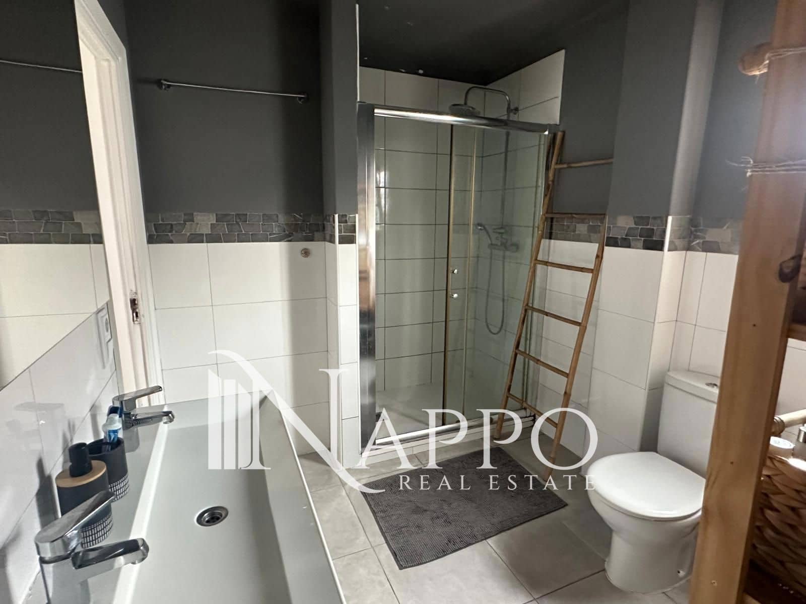 3 quarto Penthouse para arrendar em Genova - 2 200 € (Ref: 9964308)