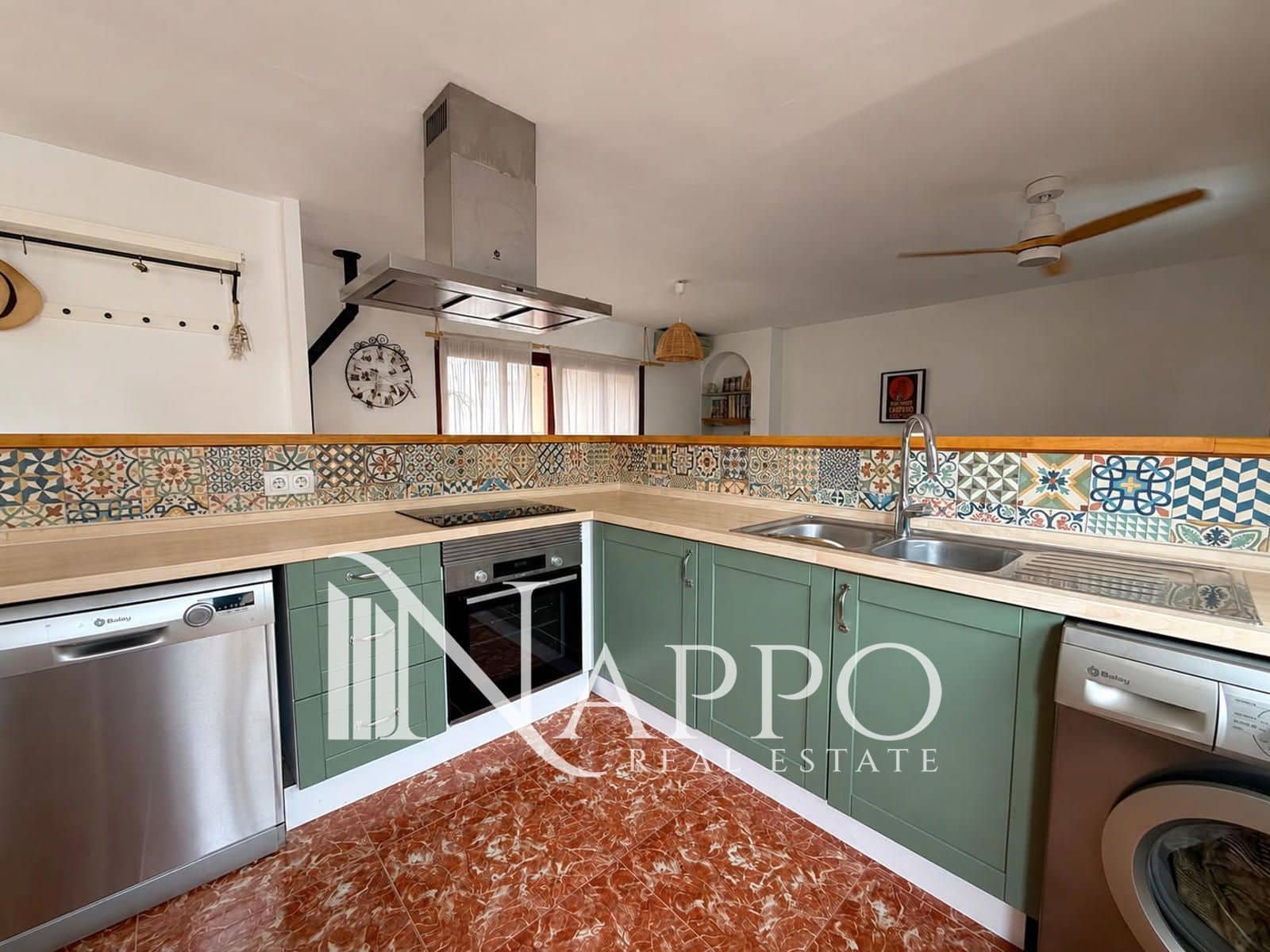 3 quarto Penthouse para arrendar em Genova - 2 200 € (Ref: 9964308)