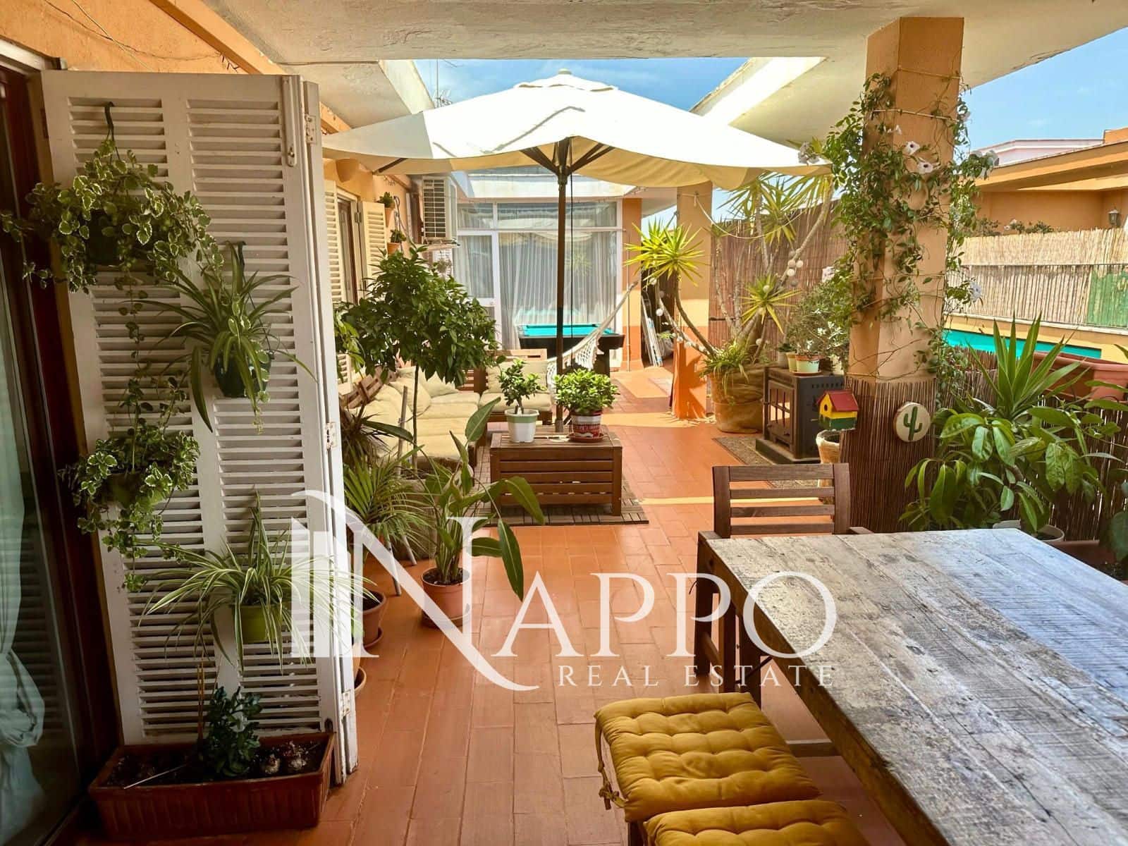 3 quarto Penthouse para arrendar em Genova - 2 200 € (Ref: 9964308)