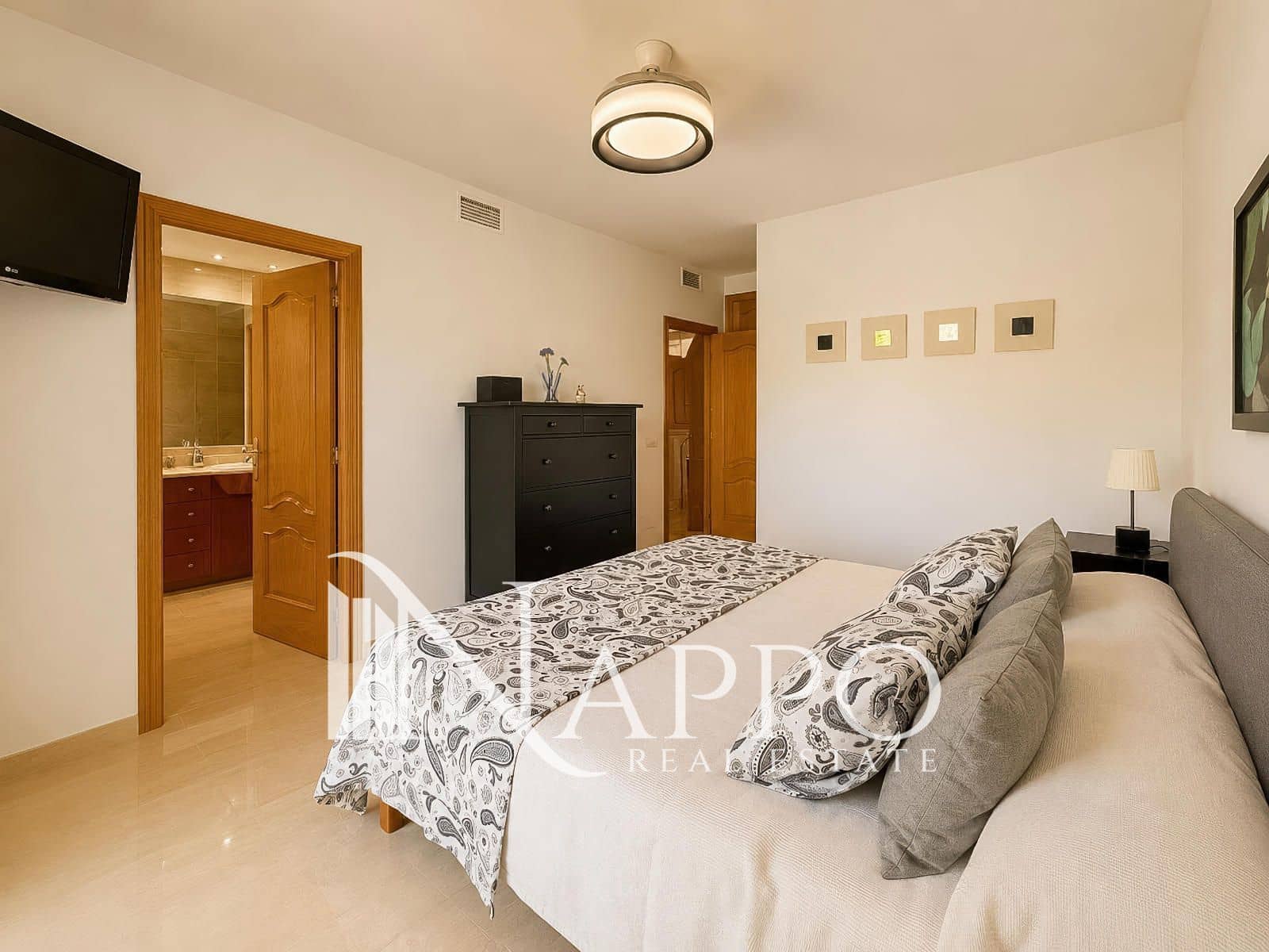 Casa de 4 habitaciones en Palma de Mallorca en venta con garaje - 799.000 € (Ref: 9968917)