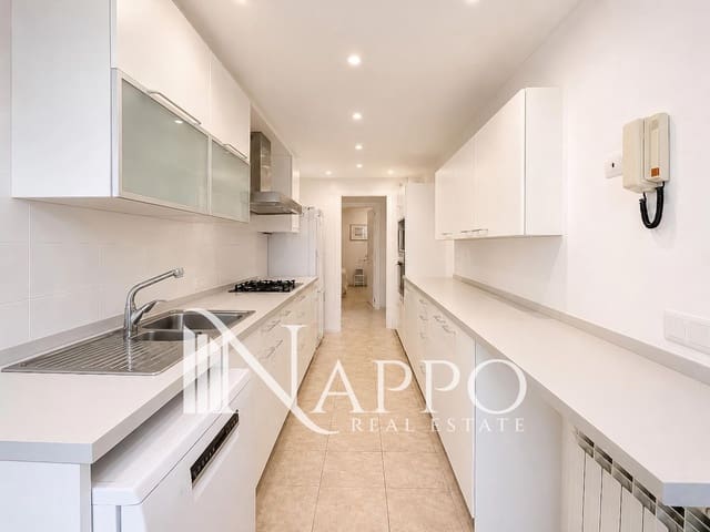 4 soverom Villa til salgs i Santa Ponsa, Calvià med svømmebasseng garasje - € 1 950 000 (Ref: 9971495)