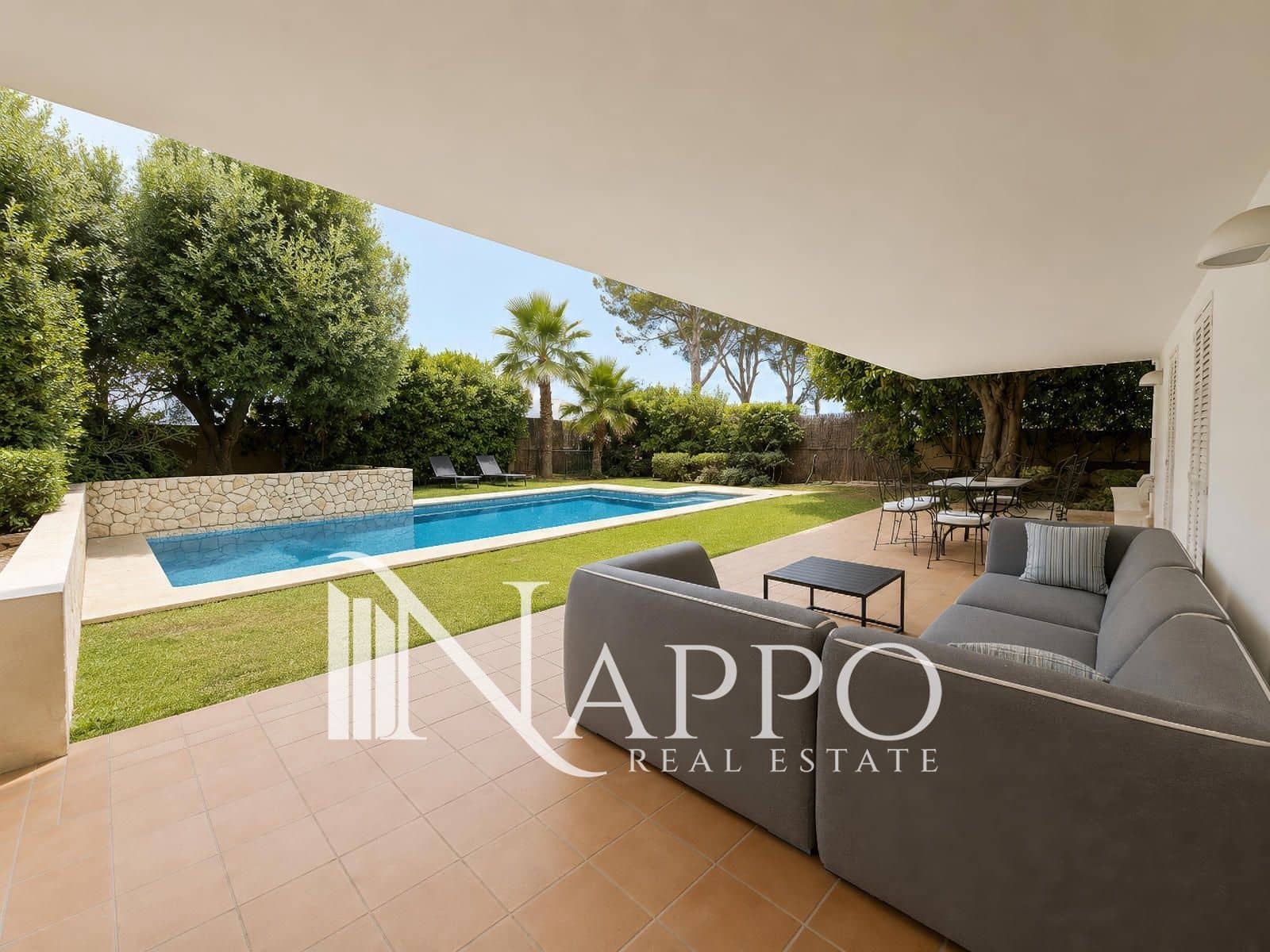 4 soverom Villa til salgs i Santa Ponsa med svømmebasseng garasje - € 1 950 000 (Ref: 9971495)