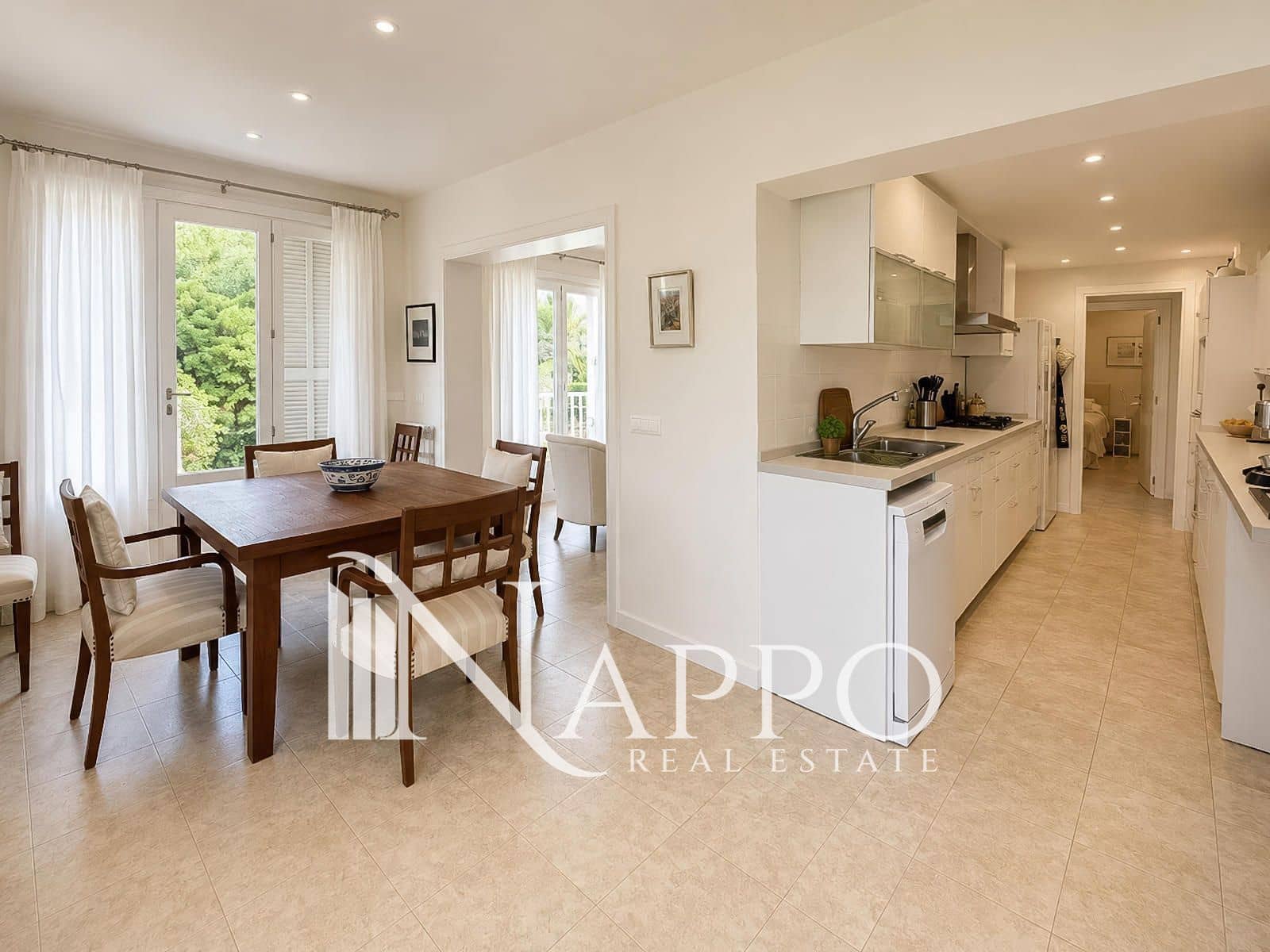 4 soverom Villa til salgs i Santa Ponsa med svømmebasseng garasje - € 1 950 000 (Ref: 9971495)