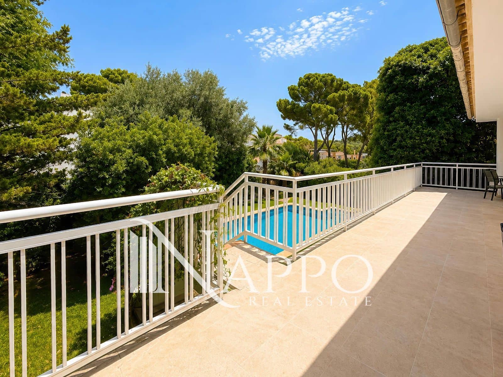 4 soverom Villa til salgs i Santa Ponsa med svømmebasseng garasje - € 1 950 000 (Ref: 9971495)