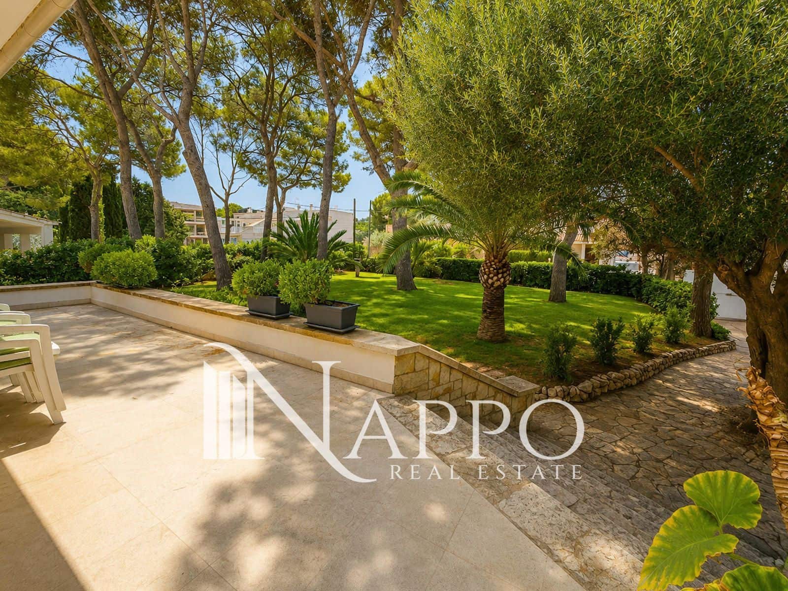 4 soverom Villa til salgs i Santa Ponsa med svømmebasseng garasje - € 1 950 000 (Ref: 9971495)