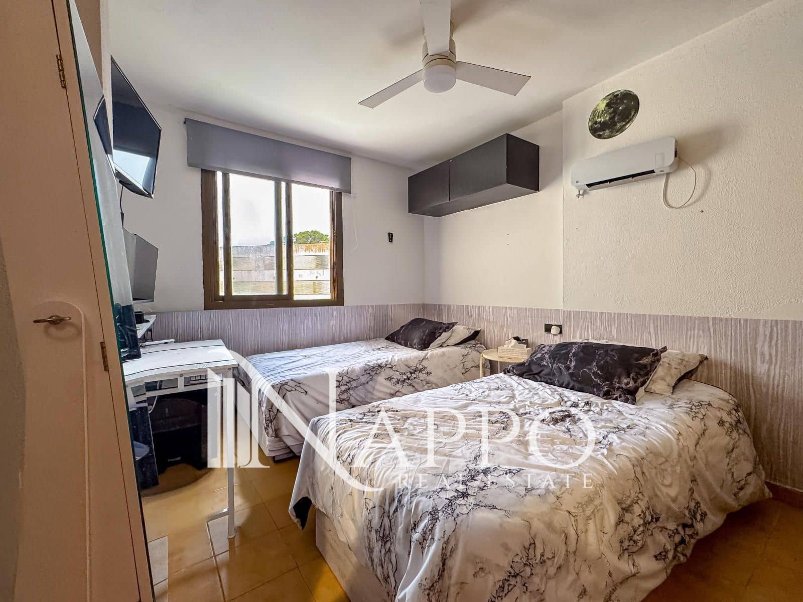 Piso de 1 habitación en Magalluf en venta con piscina garaje - 298.000 € (Ref: 9971743)