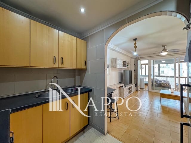 Piso de 1 habitación en Magalluf, Calvià en venta con piscina garaje - 298.000 € (Ref: 9971743)