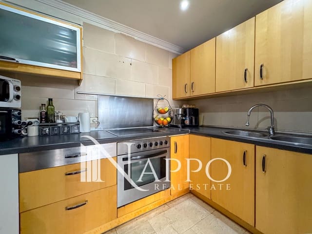Piso de 1 habitación en Magalluf, Calvià en venta con piscina garaje - 298.000 € (Ref: 9971743)