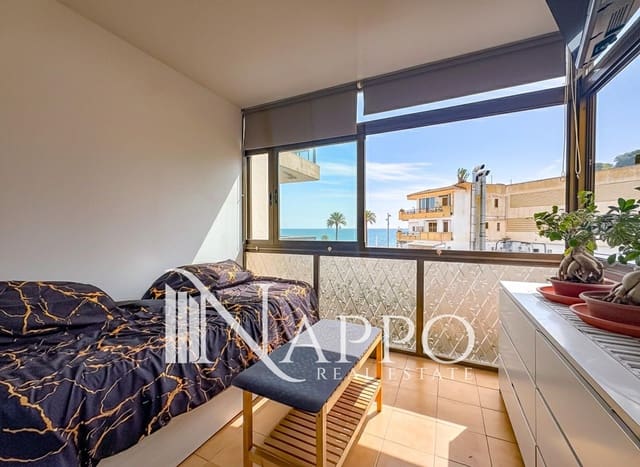 Piso de 1 habitación en Magalluf, Calvià en venta con piscina garaje - 298.000 € (Ref: 9971743)