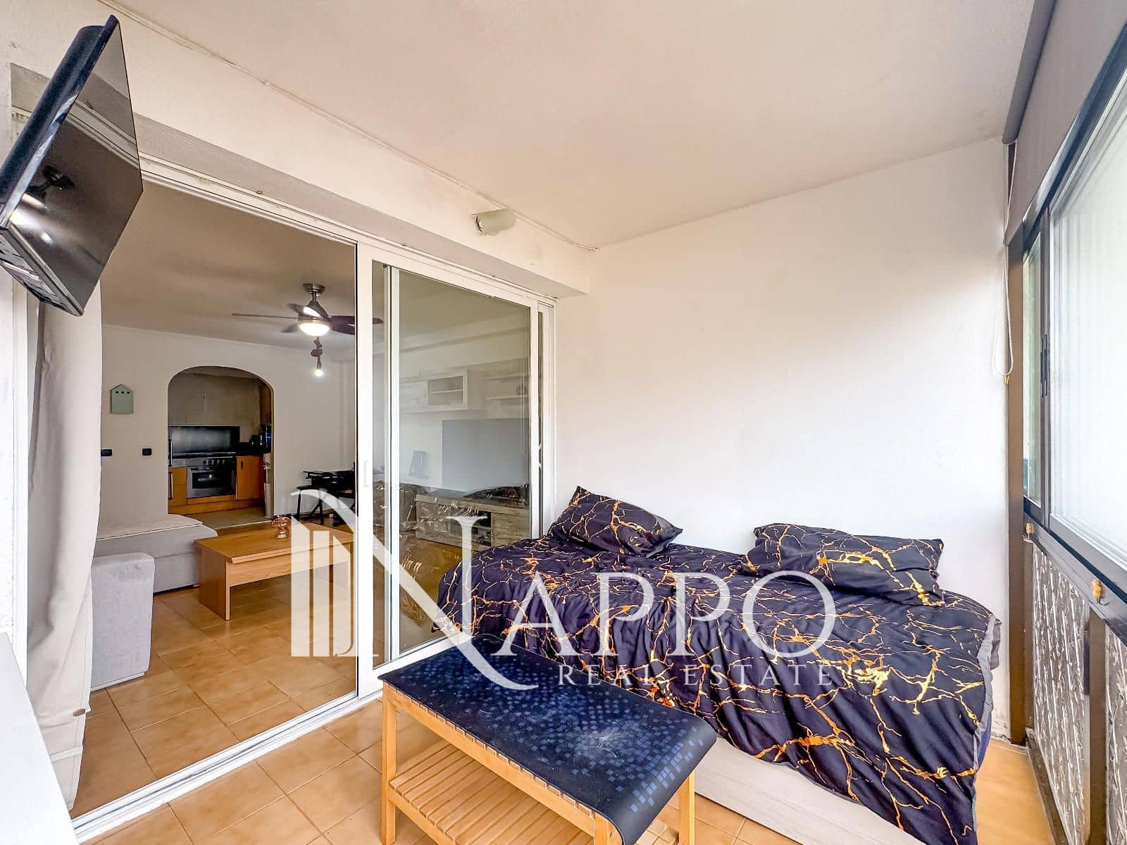 Piso de 1 habitación en Magalluf en venta con piscina garaje - 298.000 € (Ref: 9971743)