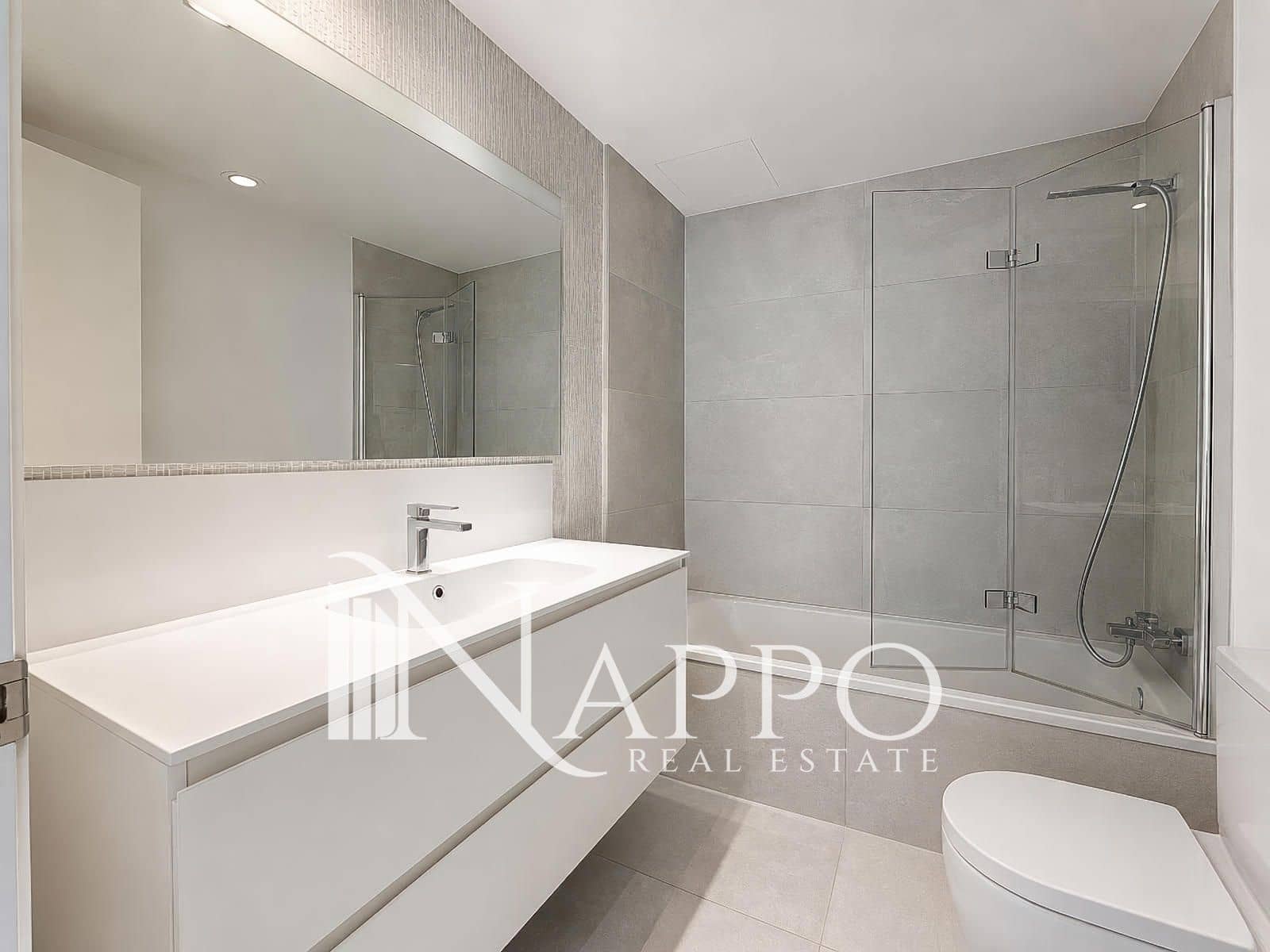 3 soveværelse Lejlighed til salg i Palma de Mallorca med swimmingpool garage - € 635.000 (Ref: 9972295)