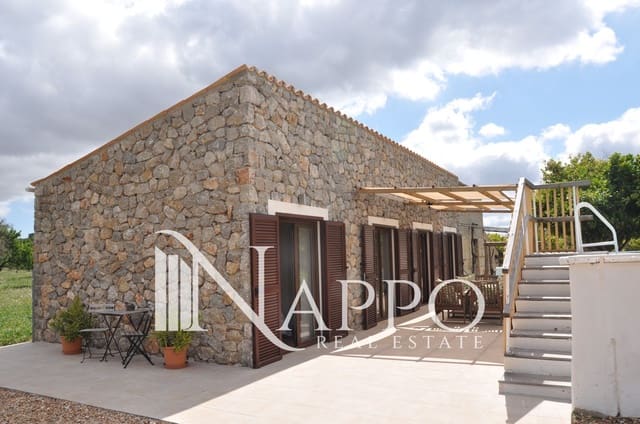 2 chambre Villa/Maison à vendre à Campanet avec piscine garage - 595 000 € (Ref: 9973668)