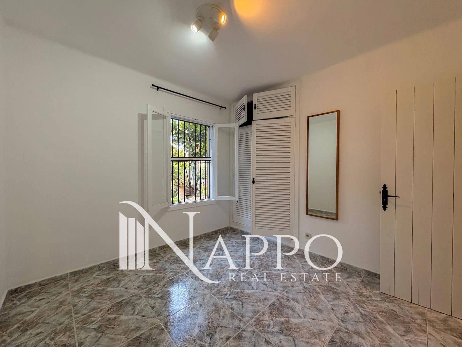 4 soverom Villa til leie i Sol de Mallorca med garasje - € 2 550 (Ref: 9977754)