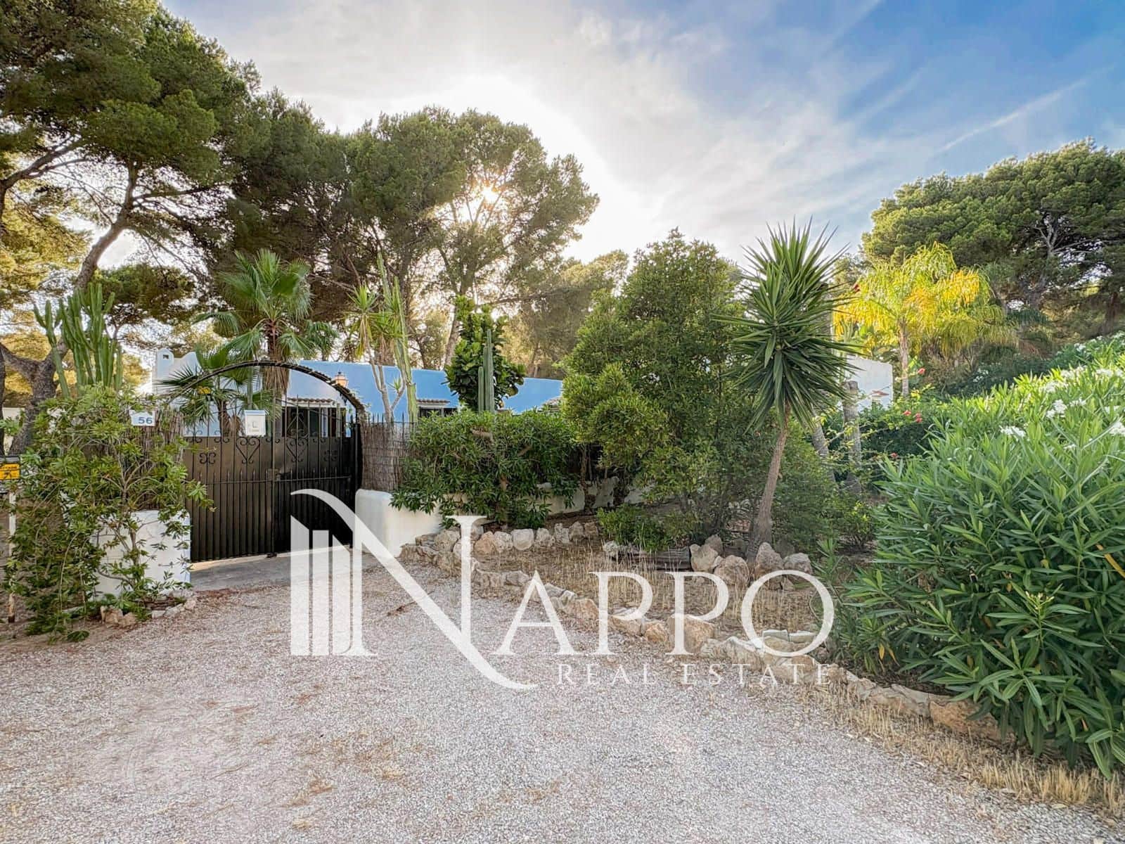 4 soverom Villa til leie i Sol de Mallorca med garasje - € 2 550 (Ref: 9977754)