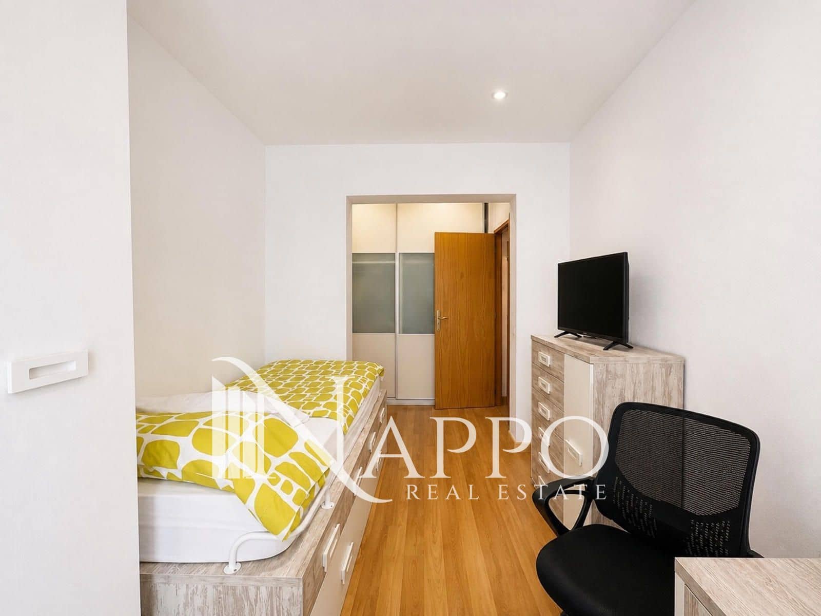 2 bedroom Flat for sale in Palma de Mallorca - € 365,000 (Ref: 9984006)