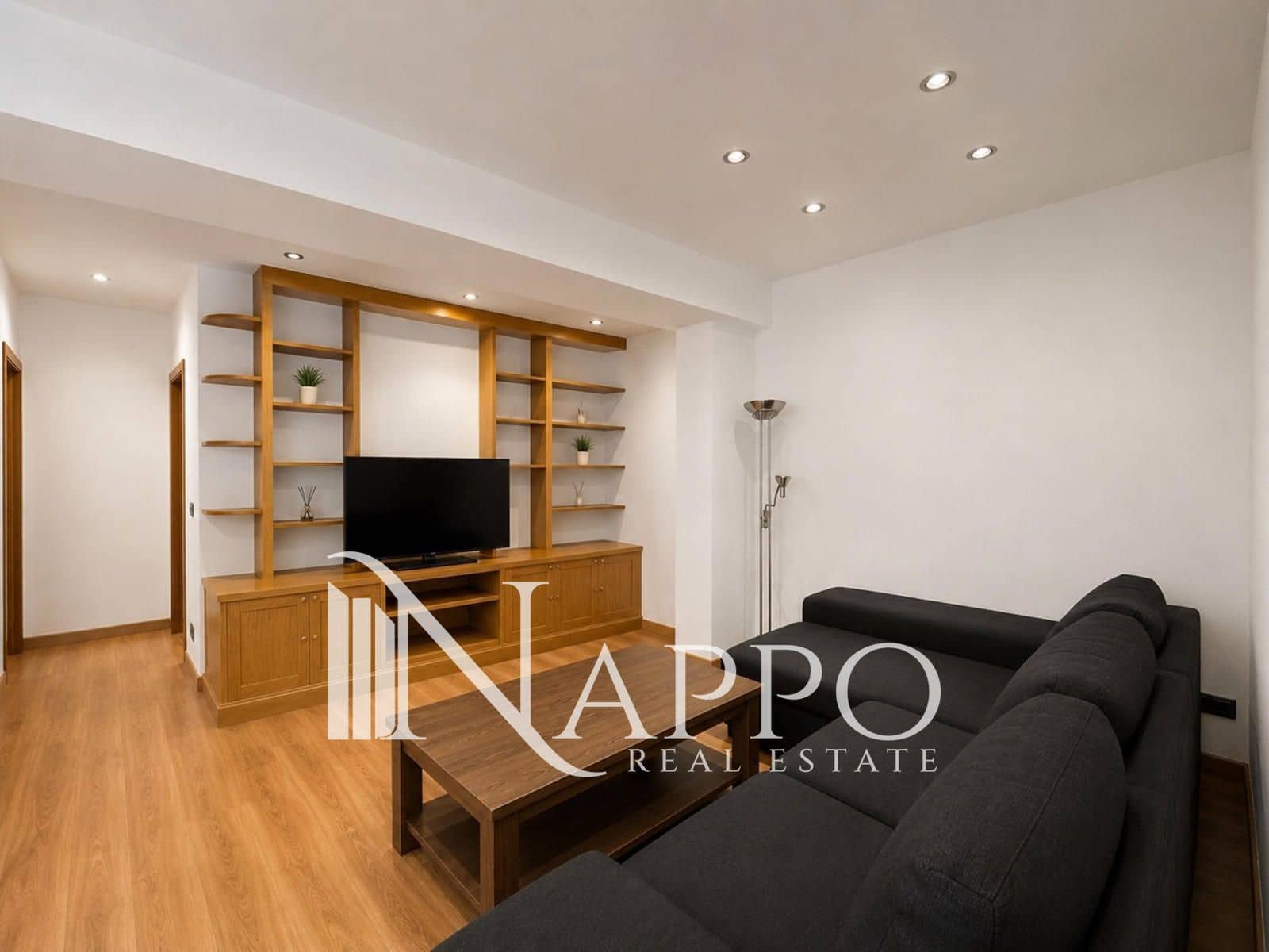 2 bedroom Flat for sale in Palma de Mallorca - € 365,000 (Ref: 9984006)