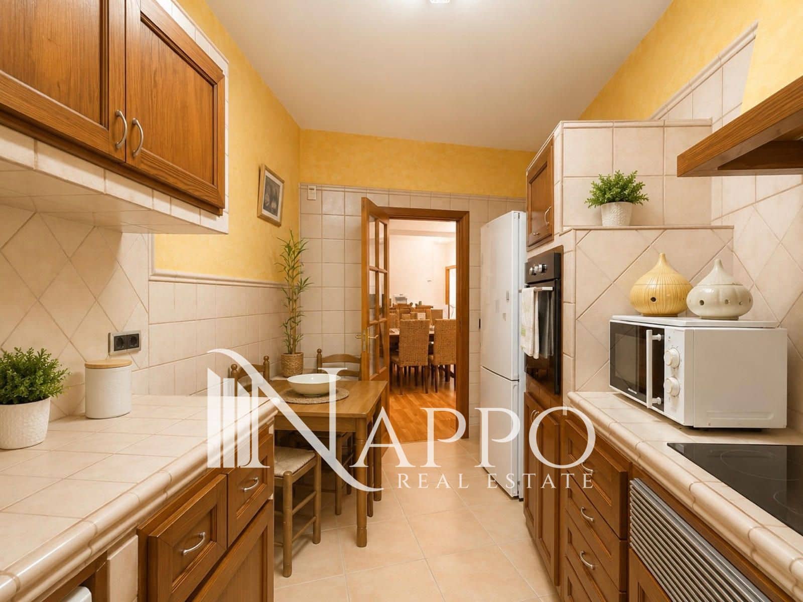 2 bedroom Flat for sale in Palma de Mallorca - € 365,000 (Ref: 9984006)