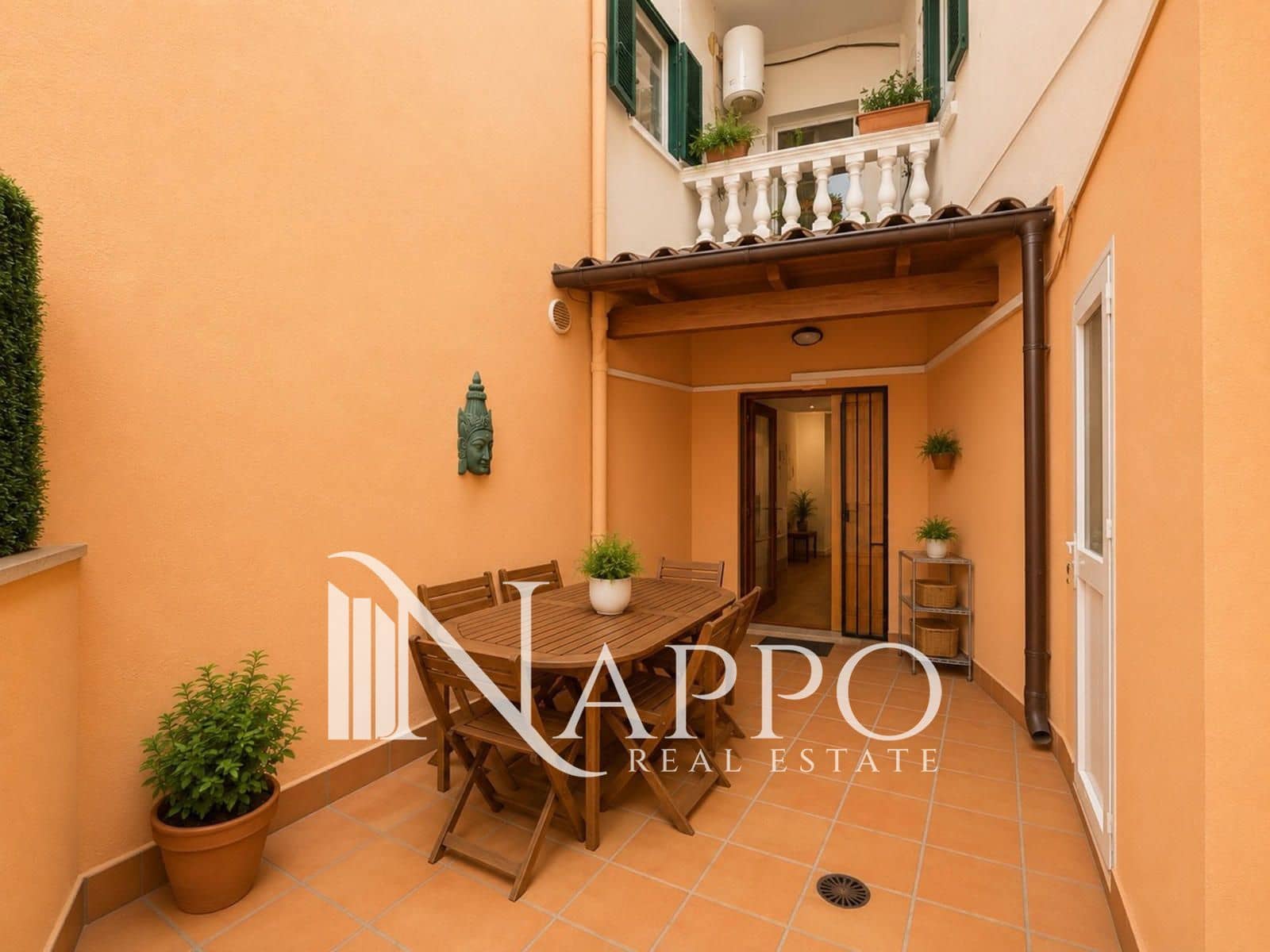 2 bedroom Flat for sale in Palma de Mallorca - € 365,000 (Ref: 9984006)