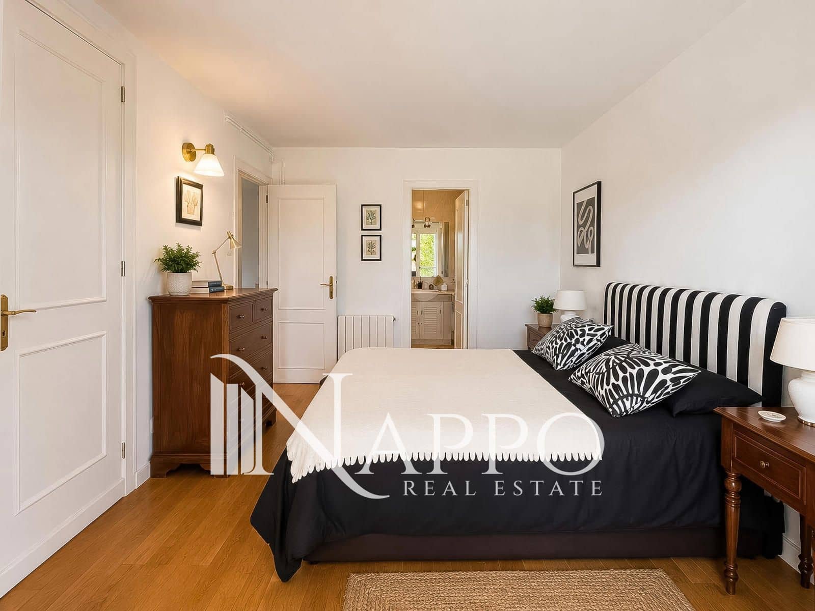 4 sypialnia Dom na sprzedaż w Palma de Mallorca z basenem garażem - 980 000 € (Ref: 9985320)