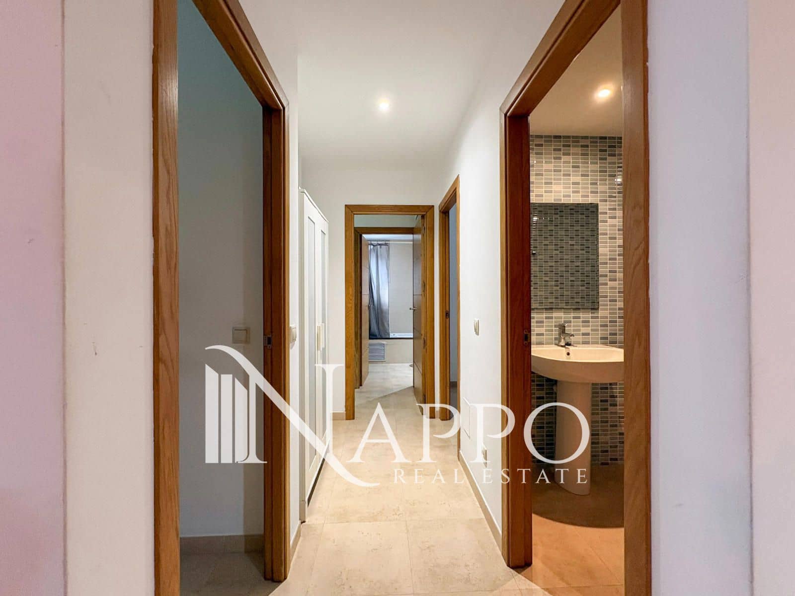 3 makuuhuone Asunto myytävänä paikassa Es Molinar / El Molinar - 495 000 € (Ref: 9985676)