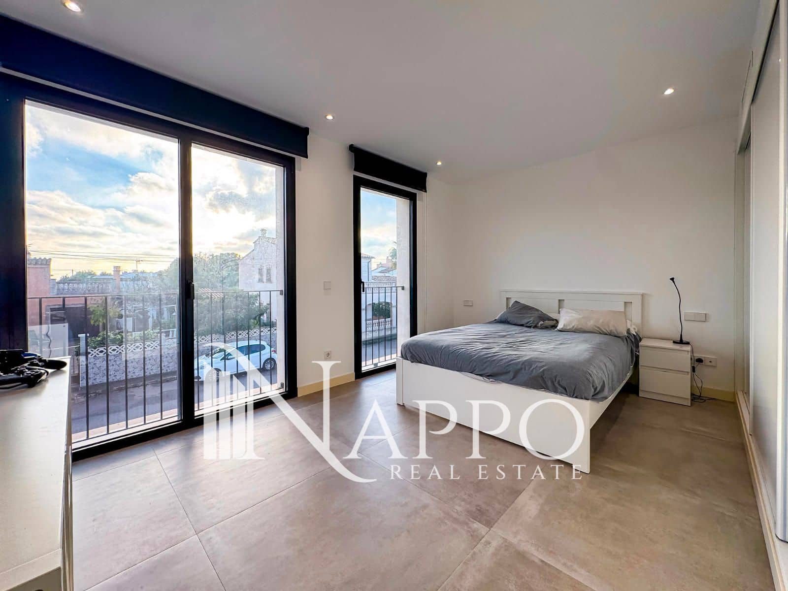 4 slaapkamer Huis te huur in Sa Rapita / La Rapita met zwembad garage - € 2.100 (Ref: 9987330)