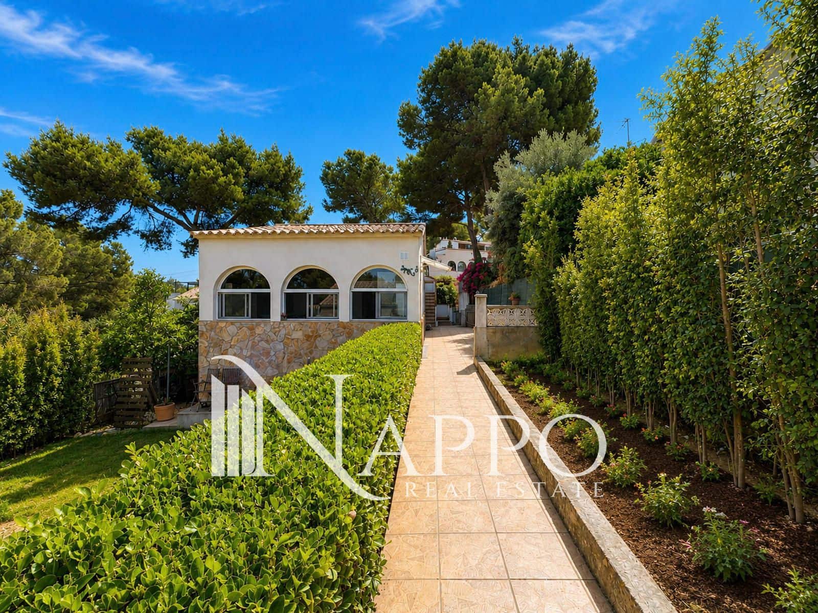 Chalet de 3 habitaciones en Costa de la Calma en venta - 570.000 € (Ref: 9989465)