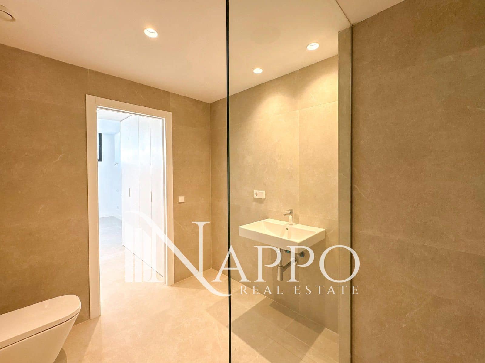 3 chambre Appartement à vendre à Genova avec piscine garage - 1 500 000 € (Ref: 9989979)