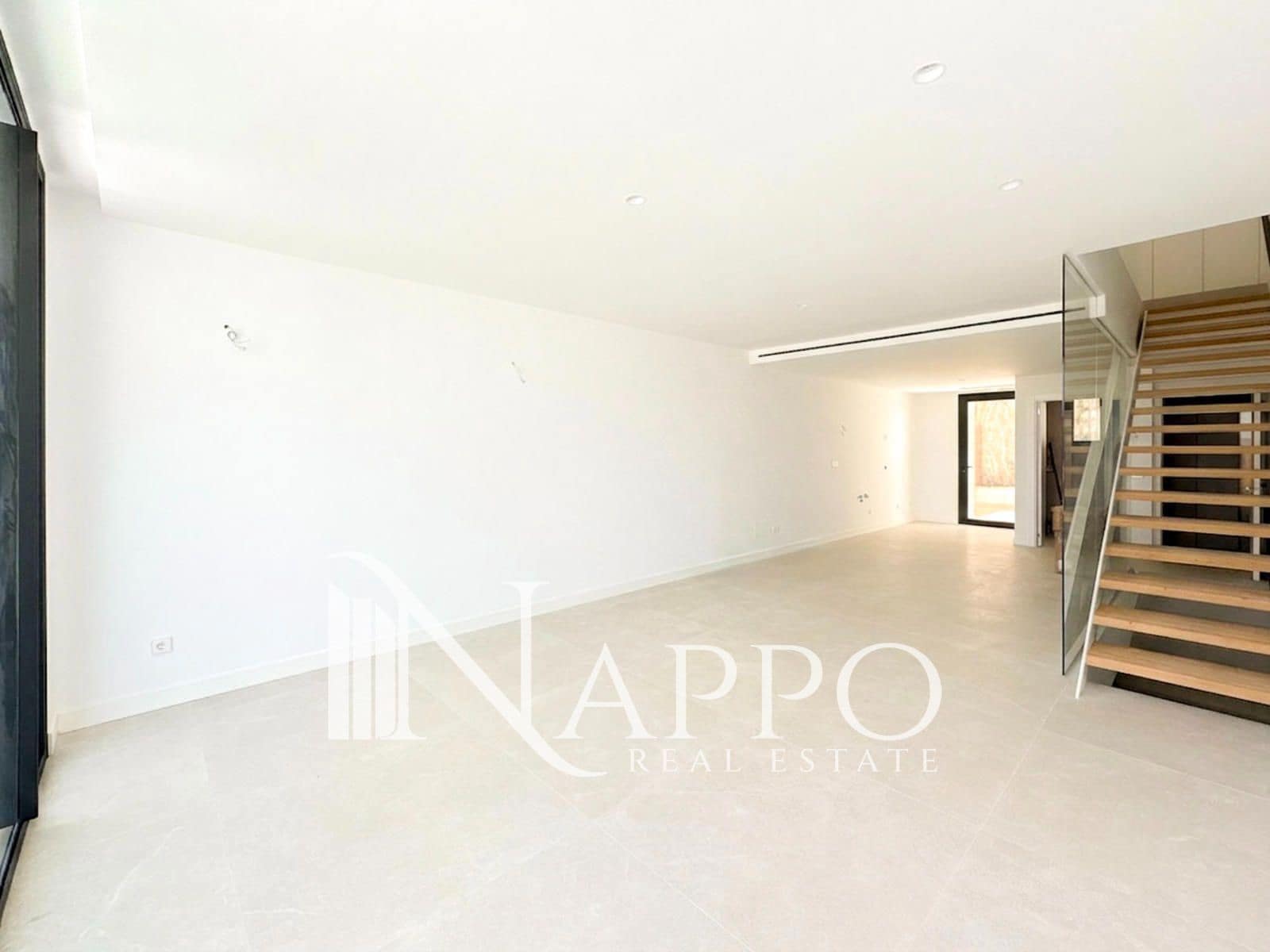 3 chambre Appartement à vendre à Genova avec piscine garage - 1 500 000 € (Ref: 9989979)
