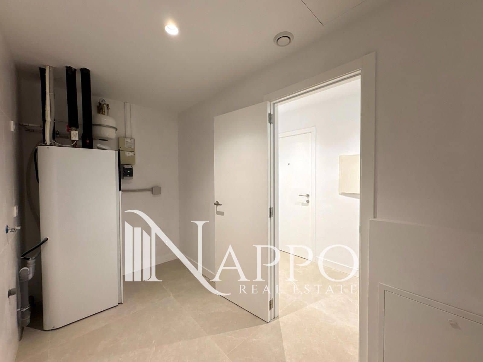 3 chambre Appartement à vendre à Genova avec piscine garage - 1 500 000 € (Ref: 9989979)