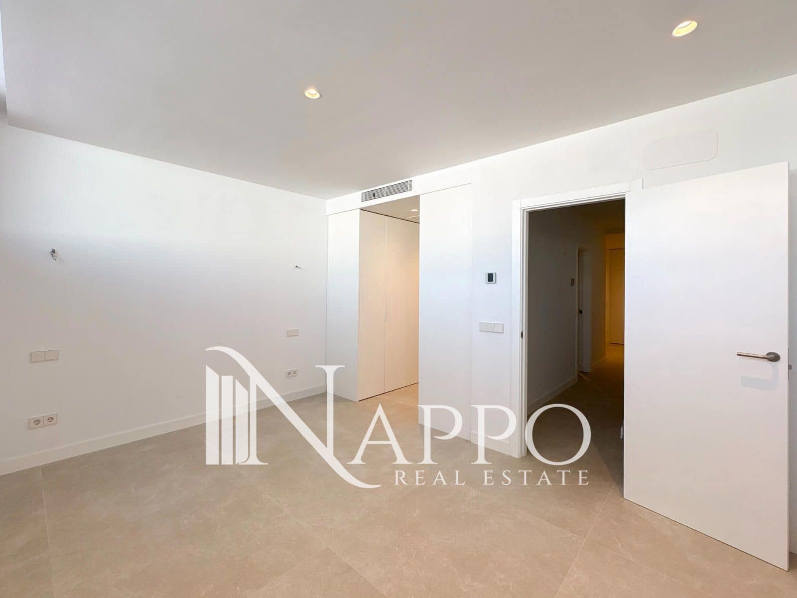 3 chambre Appartement à vendre à Genova avec piscine garage - 1 500 000 € (Ref: 9989979)