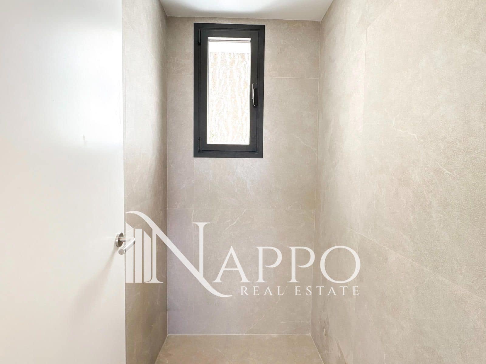 3 chambre Appartement à vendre à Genova avec piscine garage - 1 500 000 € (Ref: 9989979)