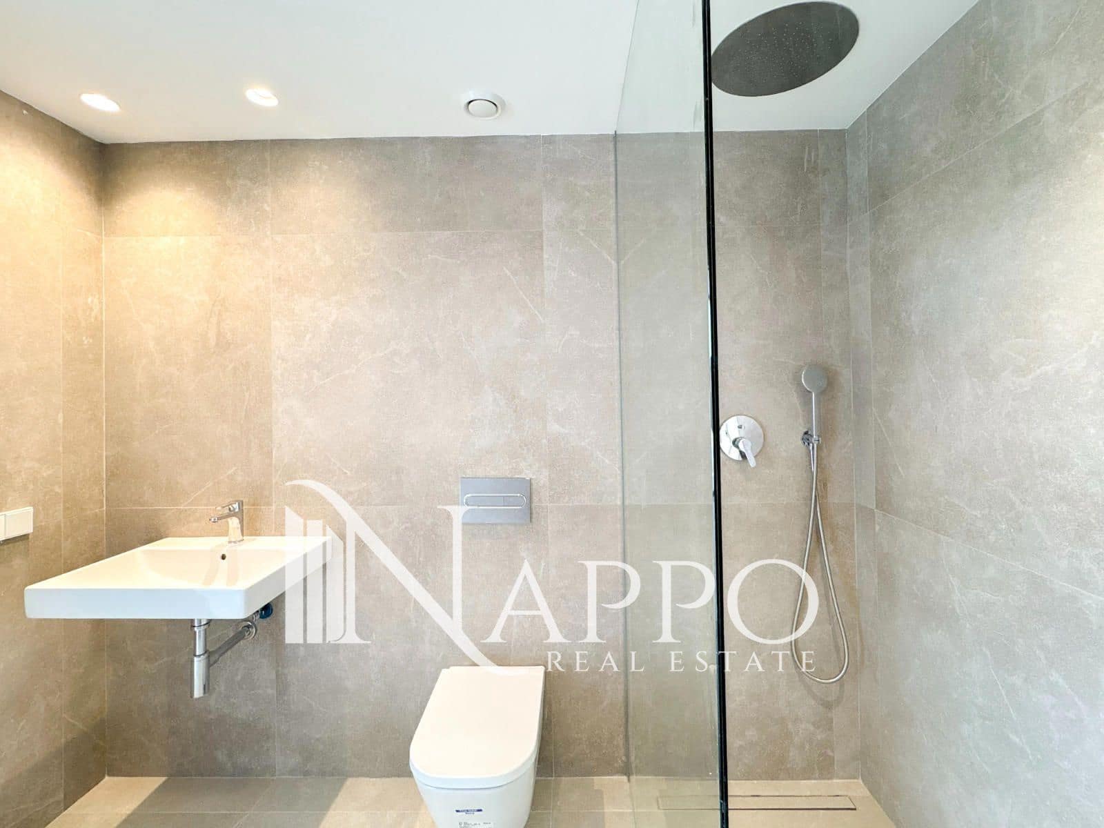 3 chambre Appartement à vendre à Genova avec piscine garage - 1 500 000 € (Ref: 9989979)