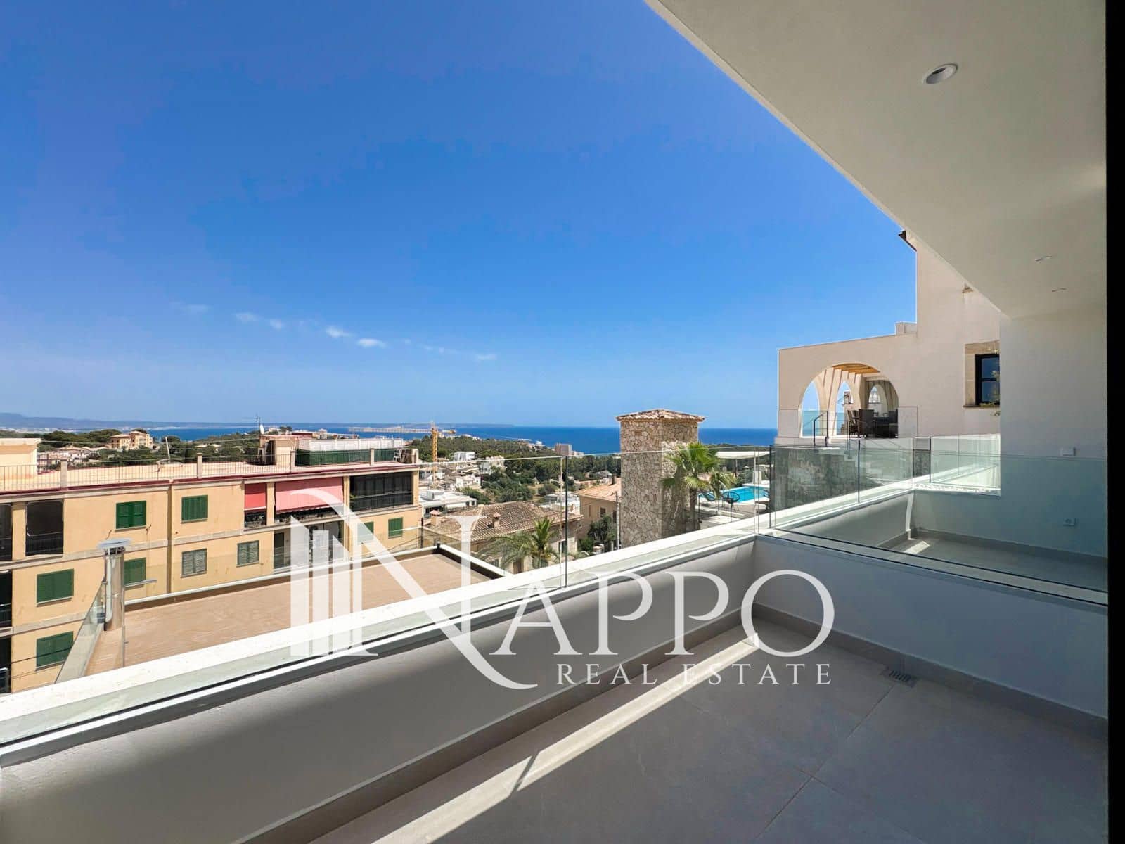3 chambre Appartement à vendre à Genova avec piscine garage - 1 500 000 € (Ref: 9989979)
