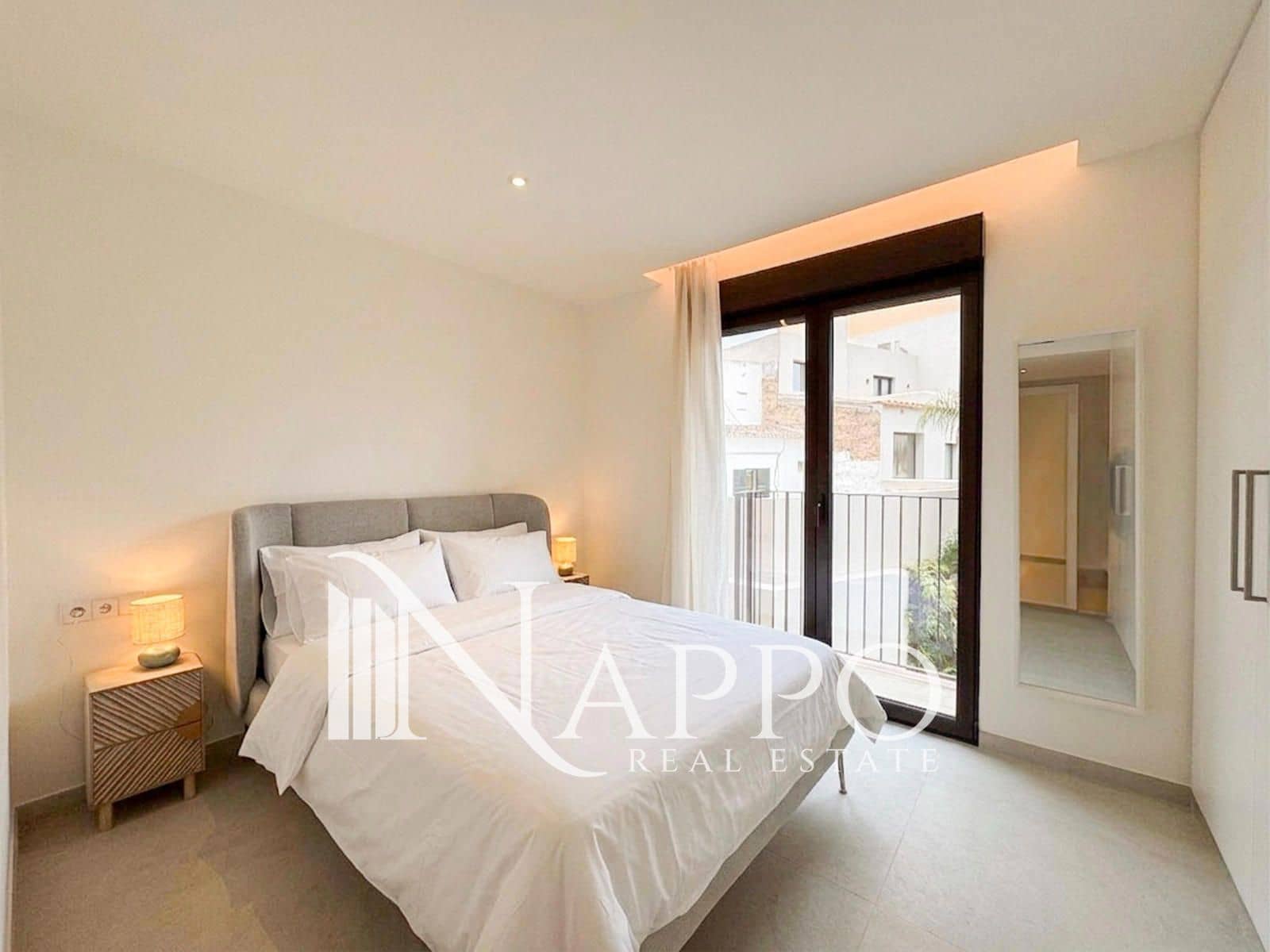 Appartement de 1 chambre à louer à Palma de Mallorca avec piscine - 1 900 € (Ref: 9990931)