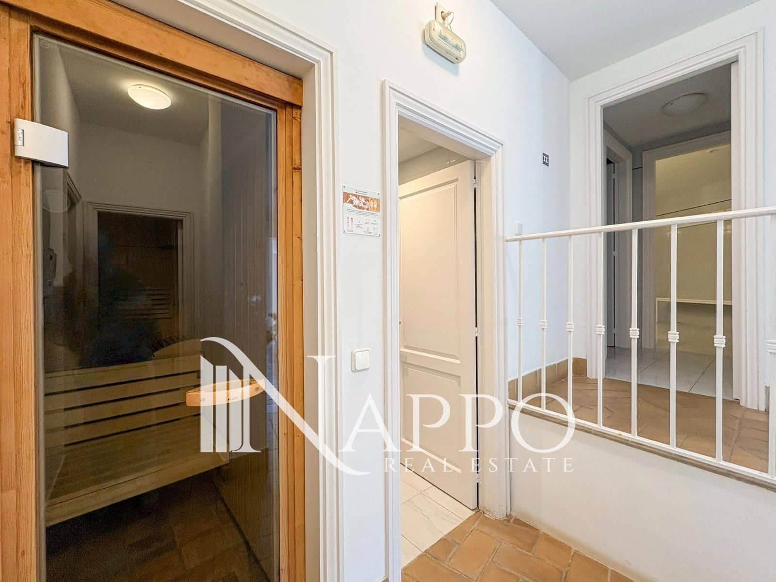 Appartement de 2 chambres à louer à Bendinat avec piscine - 3 500 € (Ref: 9995947)