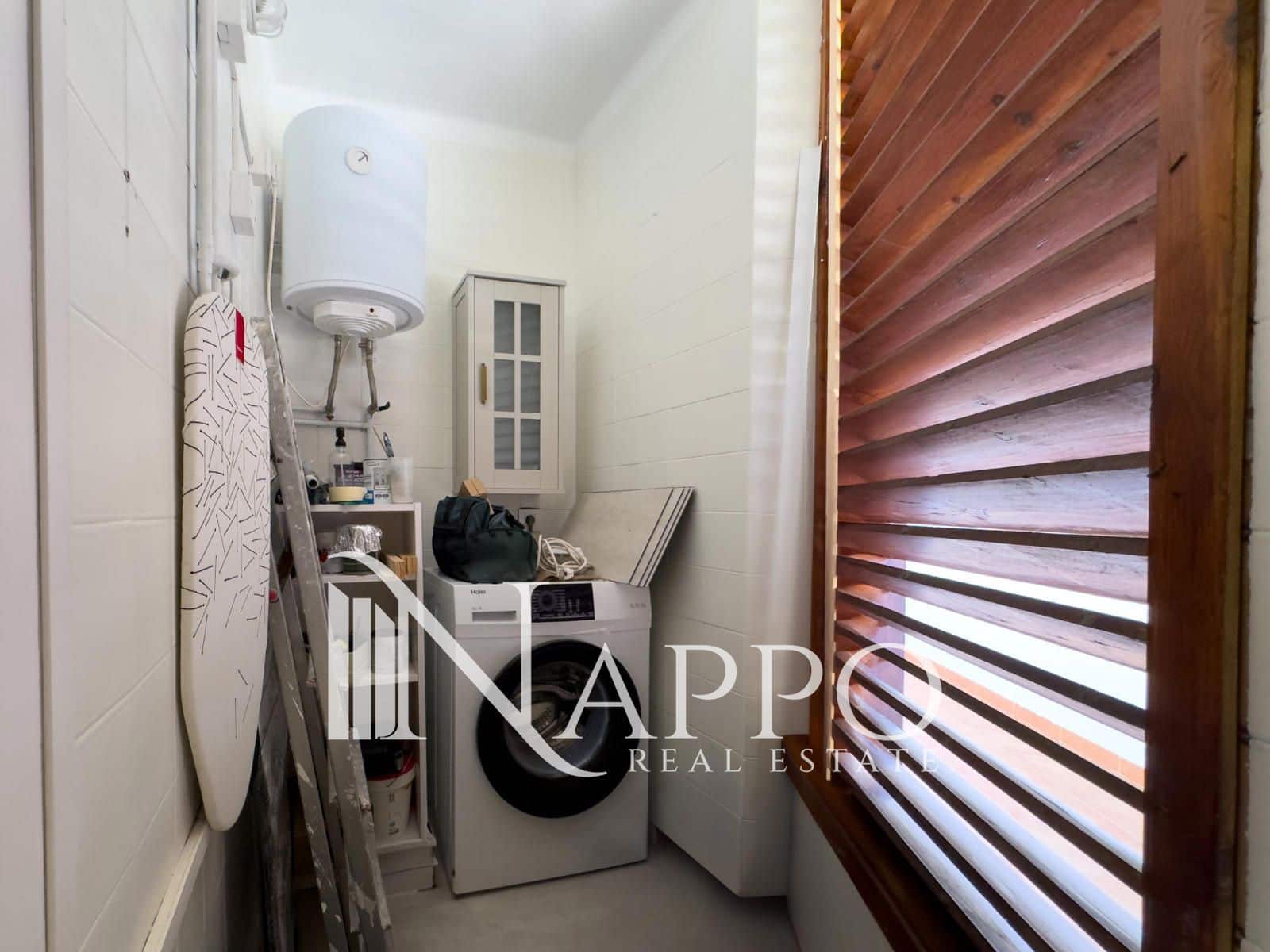 1 soveværelse Lejlighed til leje i Palma de Mallorca med swimmingpool garage - € 1.600 (Ref: 9997585)