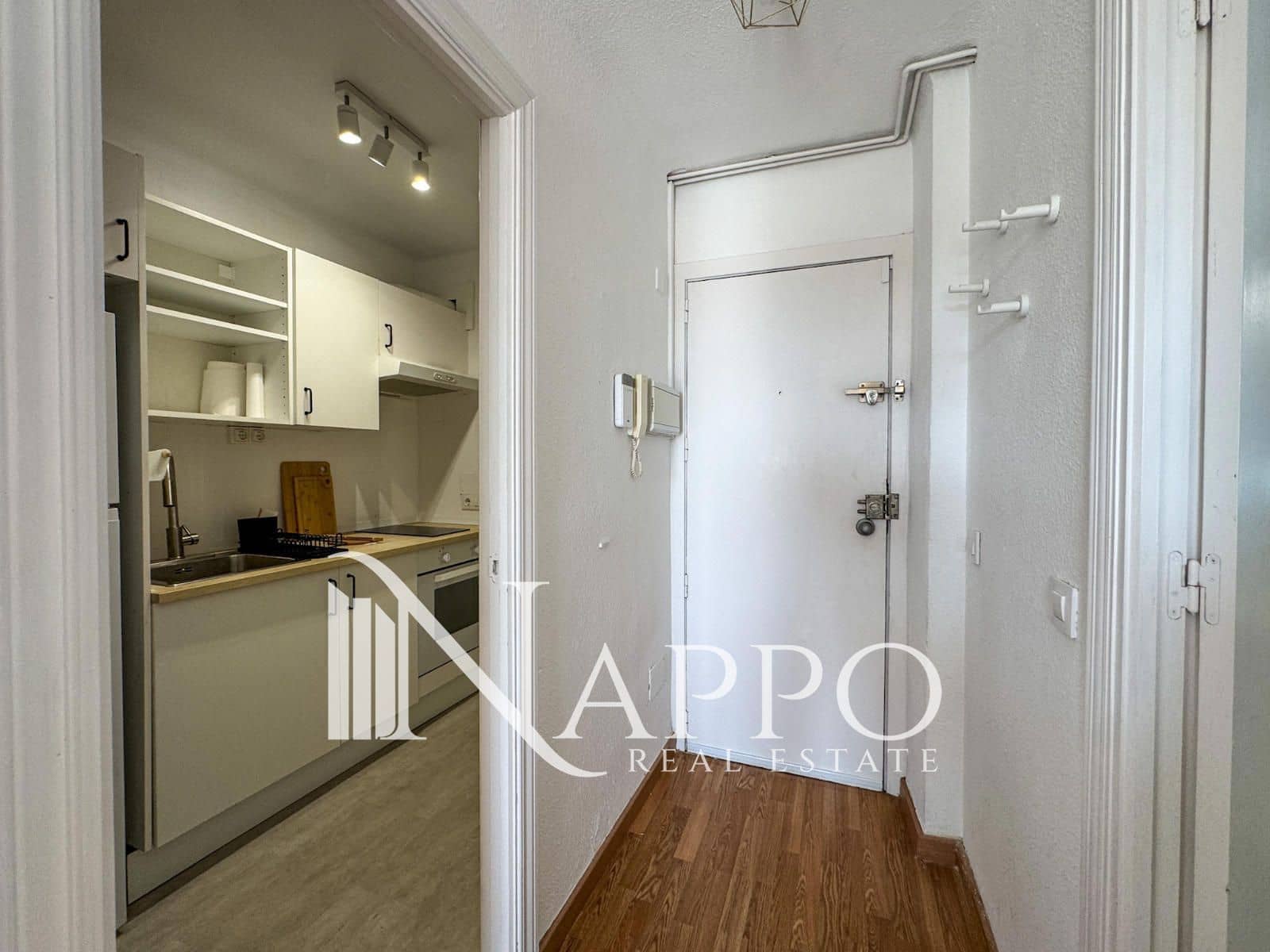 1 soveværelse Lejlighed til leje i Palma de Mallorca med swimmingpool garage - € 1.600 (Ref: 9997585)