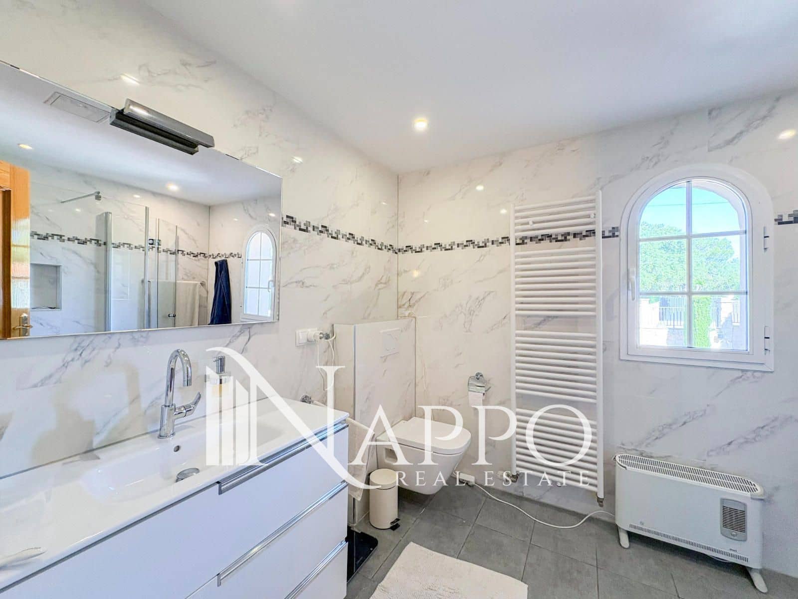 4 Zimmer Villa zu verkaufen in L'Aranjassa / S'Aranjassa mit Pool Garage - 1.550.000 € (Ref: 9997787)