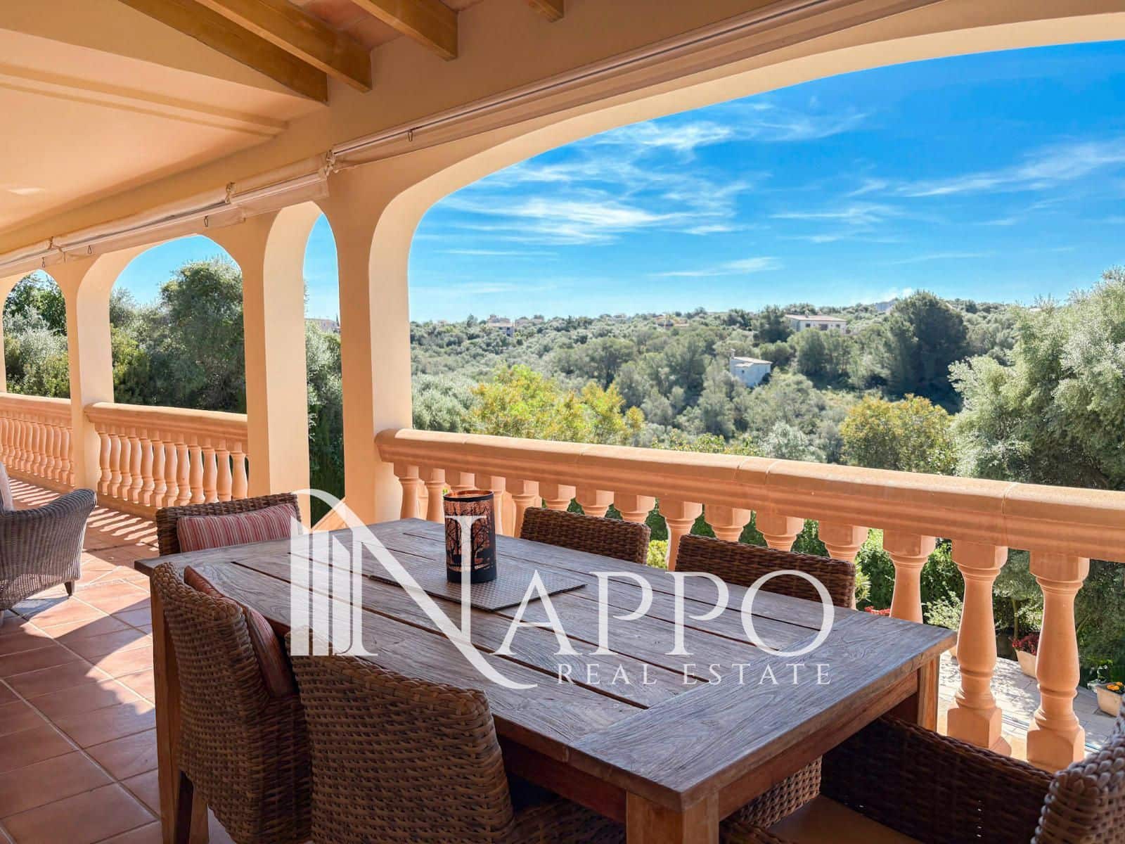 4 Zimmer Villa zu verkaufen in L'Aranjassa / S'Aranjassa mit Pool Garage - 1.550.000 € (Ref: 9997787)