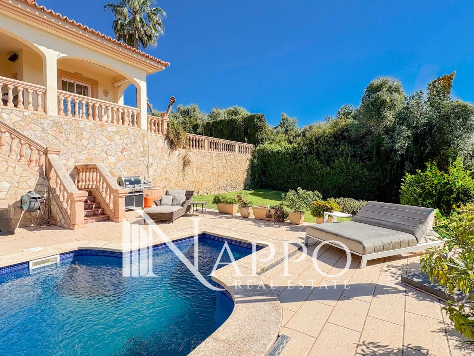 4 Zimmer Villa zu verkaufen in L'Aranjassa / S'Aranjassa mit Pool Garage - 1.550.000 € (Ref: 9997787)
