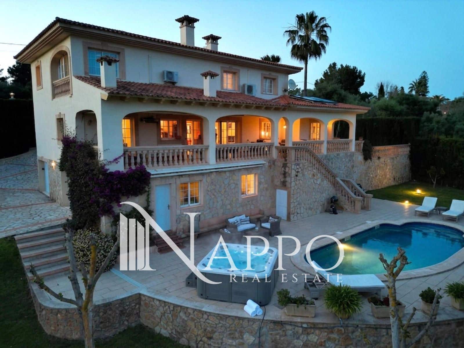 4 Zimmer Villa zu verkaufen in L'Aranjassa / S'Aranjassa mit Pool Garage - 1.550.000 € (Ref: 9997787)