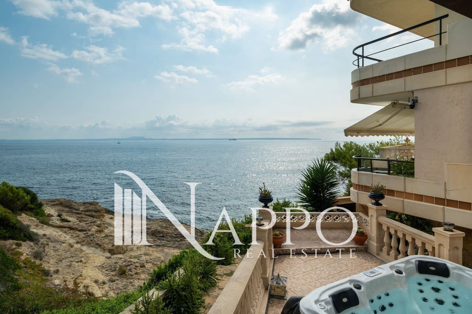 3 soveværelse Lejlighed til salg i Cala Vinyes / Cala Vinyas / Cala Vinas med swimmingpool garage - € 1.990.000 (Ref: 9997788)