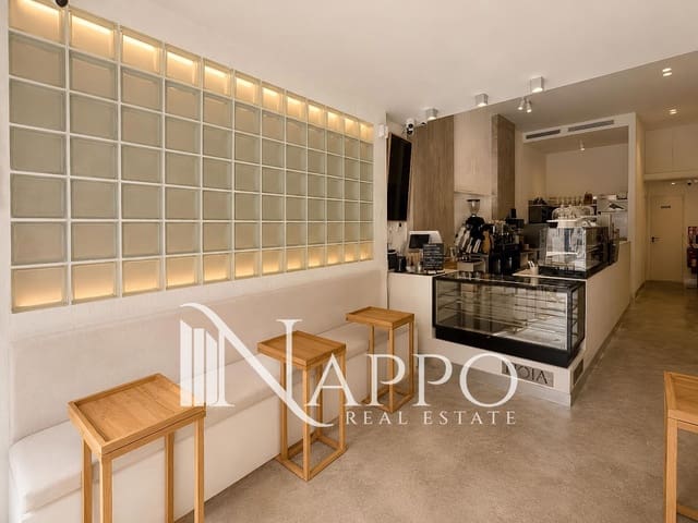 Erhverv til salg i Cala Mayor, Palma de Mallorca - € 265.000 (Ref: 9999403)