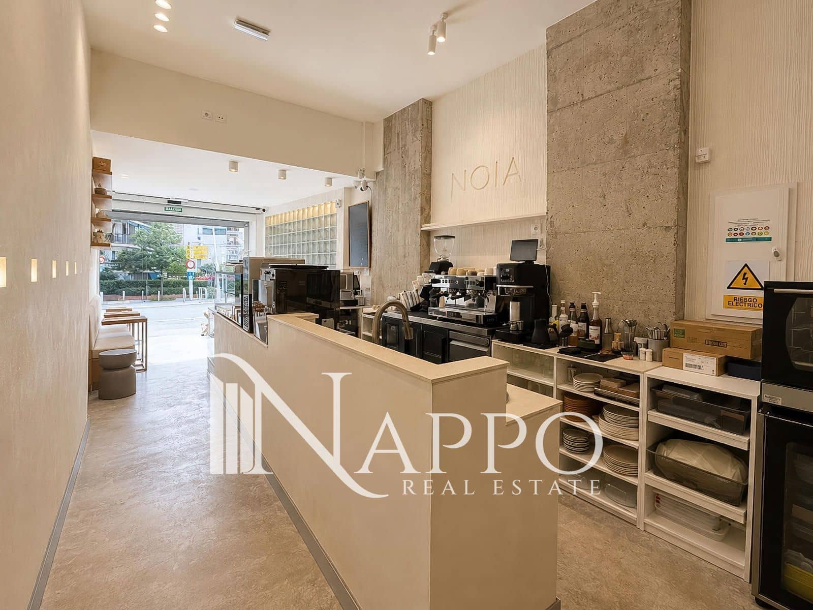 Local Commercial à vendre à Cala Mayor - 265 000 € (Ref: 9999403)