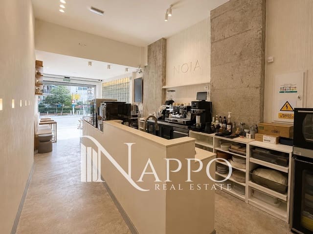 Erhverv til salg i Cala Mayor, Palma de Mallorca - € 265.000 (Ref: 9999403)