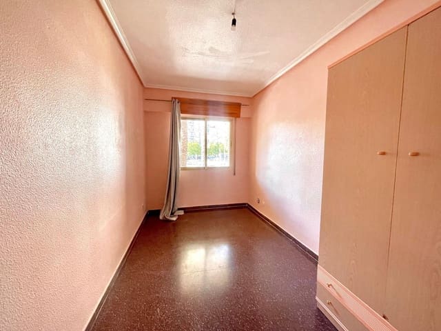 4 Zimmer Apartment zu verkaufen in Elche / Elx mit Garage - 185.500 € (Ref: 10005747)