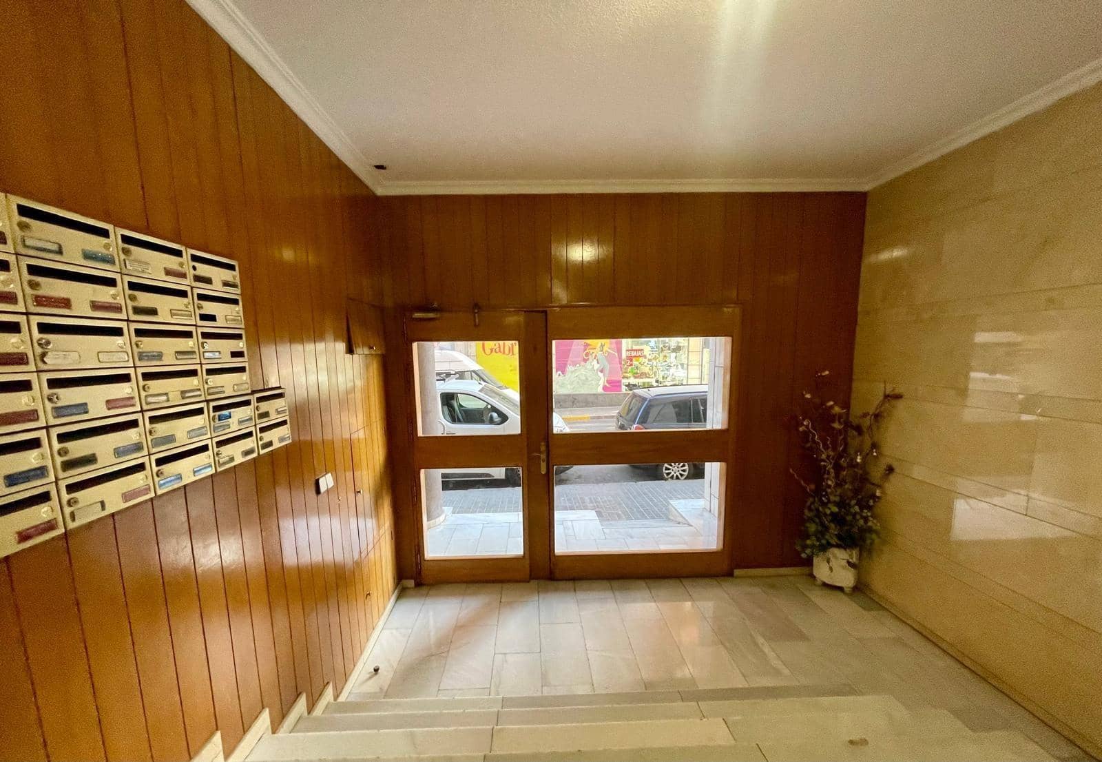 4 Zimmer Apartment zu verkaufen in Elche / Elx mit Garage - 185.500 € (Ref: 10005747)