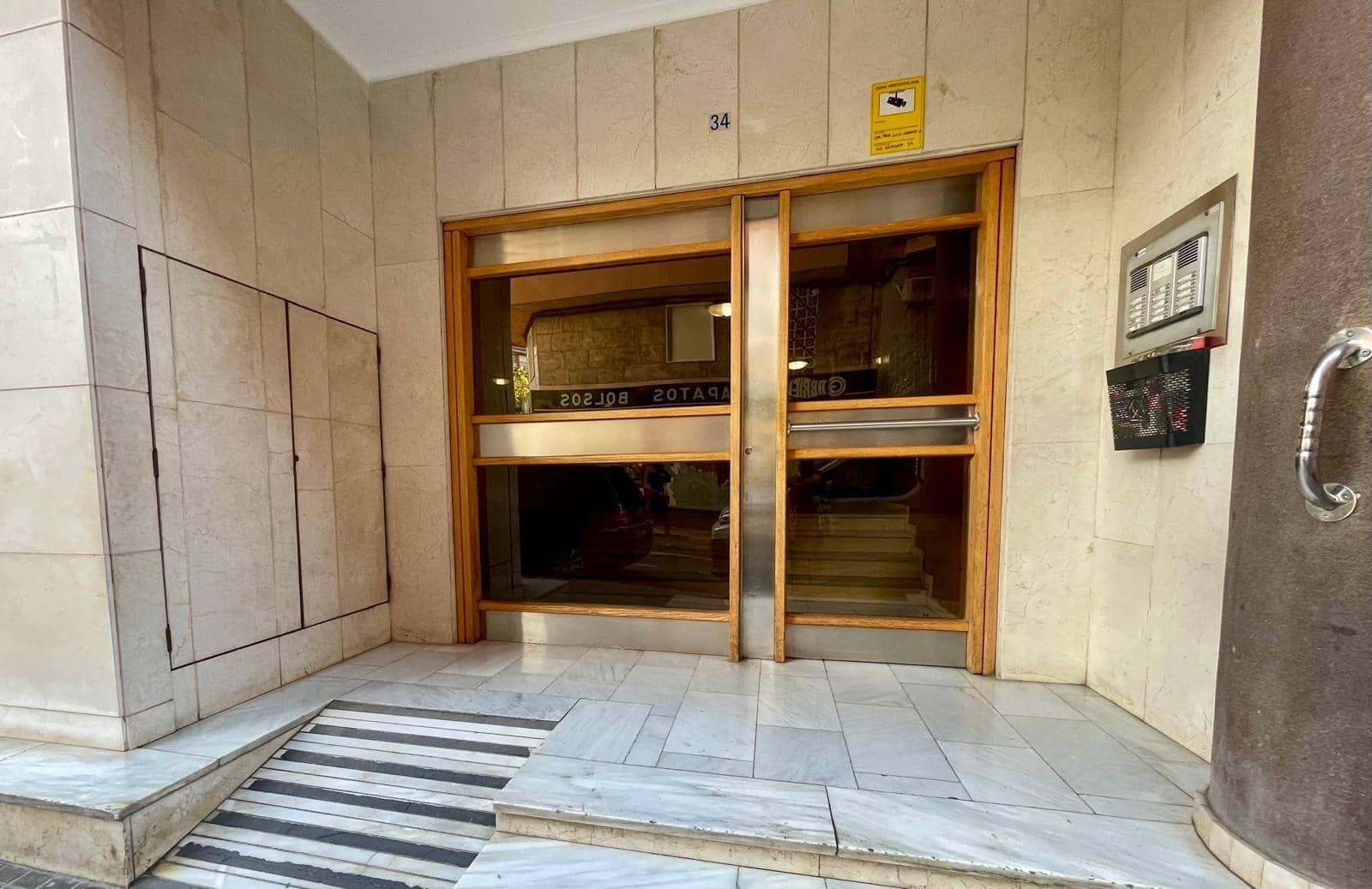 4 Zimmer Apartment zu verkaufen in Elche / Elx mit Garage - 185.500 € (Ref: 10005747)