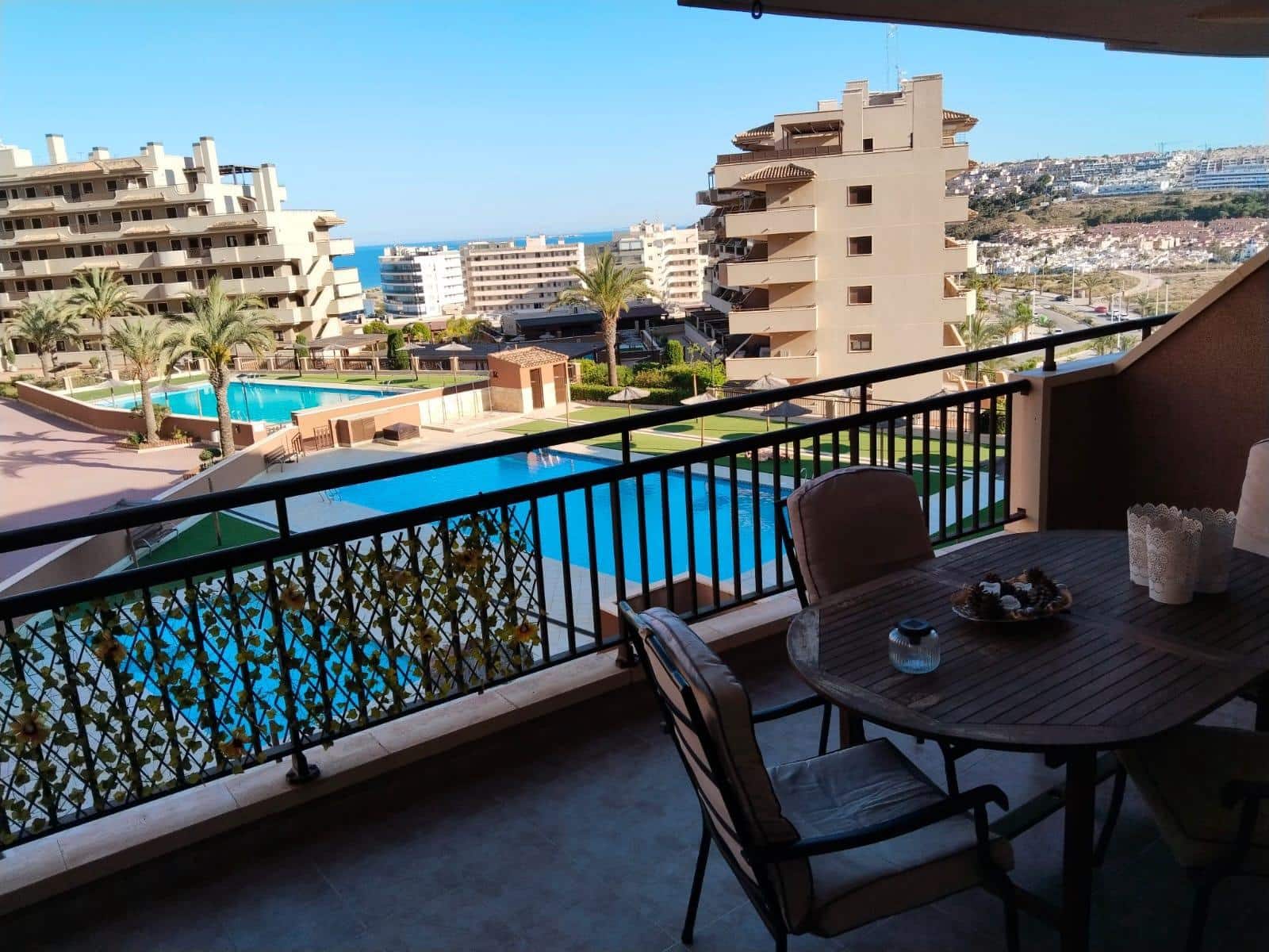 2 soveværelse Lejlighed til salg i Arenales del Sol med swimmingpool garage - € 318.000 (Ref: 10059304)